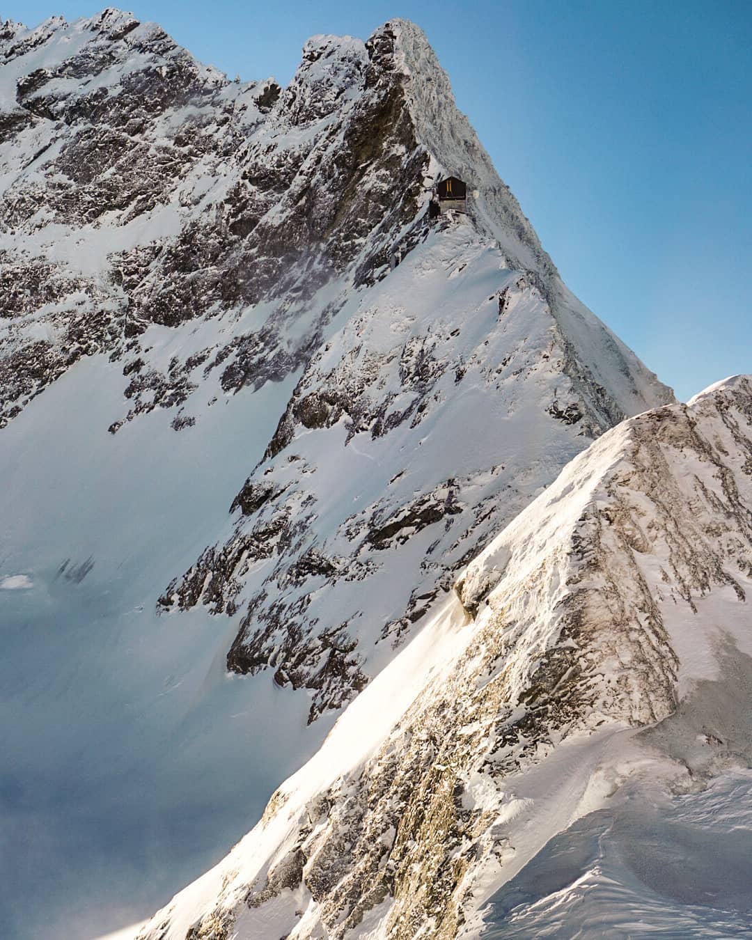 Jungfrau - La vetta dal Plateau del ghiacciaio